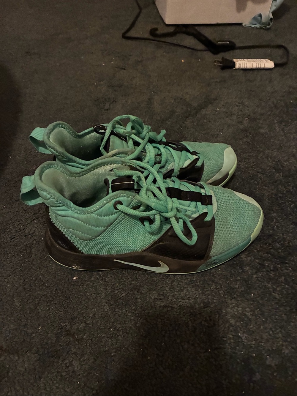 Nike Women’s Teal and Black Athletic Sneakers